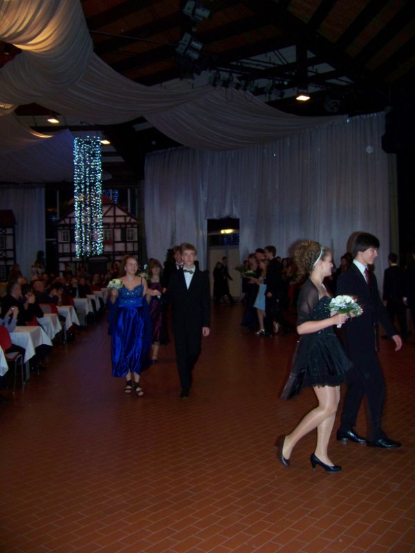 2010-12-11BallBaumhain 088